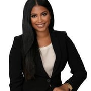 Pamela Columna