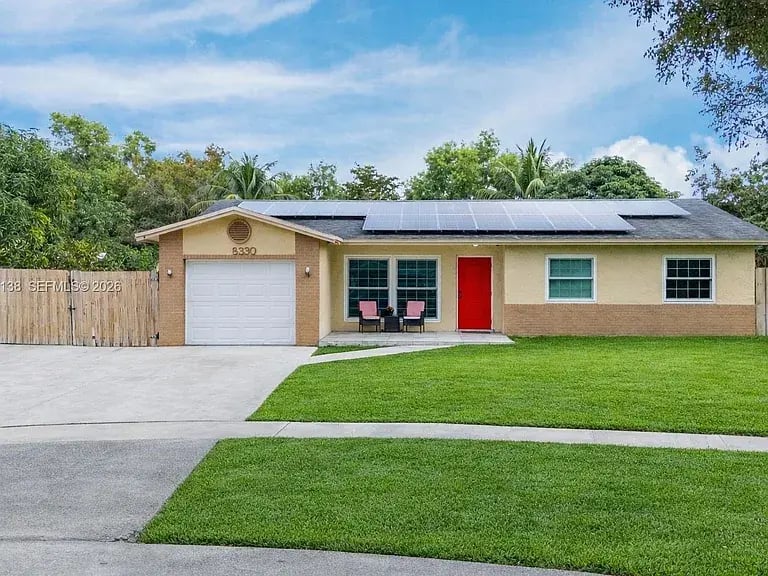 330 NW 3rd Street