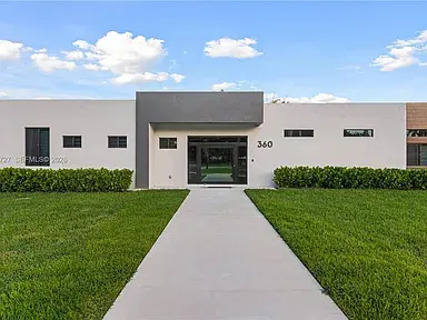 360 Holly Ln