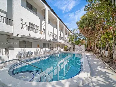 338 Majorca Ave #205