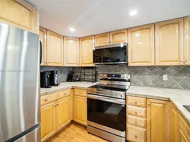 338 Majorca Ave #205 2