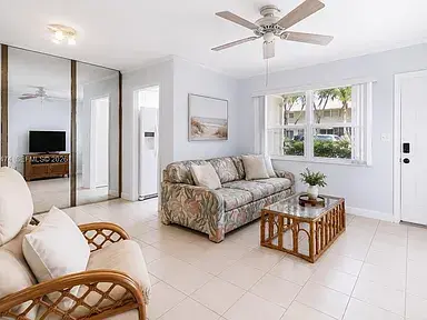 1425 Arthur St. Apt 103 5