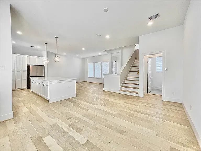 7711 Westside Villas Ln 2