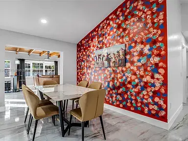 330 NW 3rd Street 5